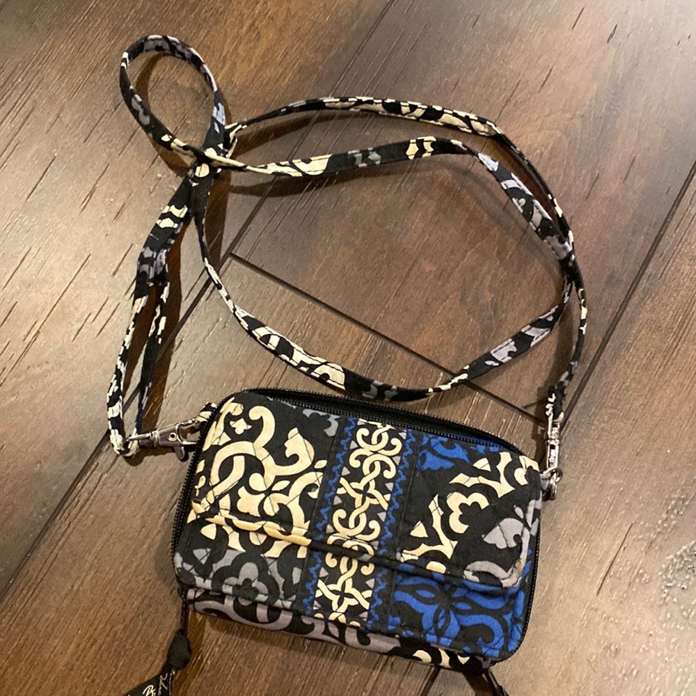 Crossbody purse